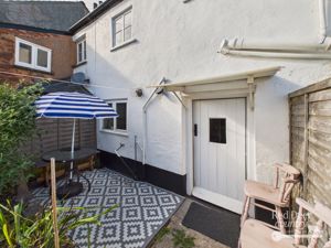 Patio- click for photo gallery